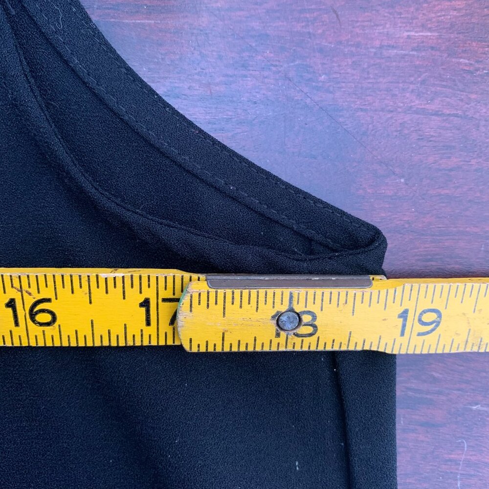 Black Swing Dress Sz M Mini Lined Side Pockets Neckline Slits LBD Classy Minimal - Picture 6 of 7